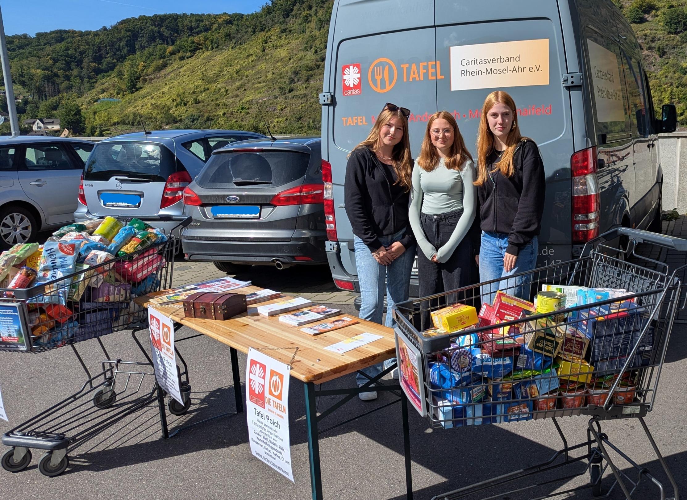 Tafel-Projekt am Edeka in Alken
